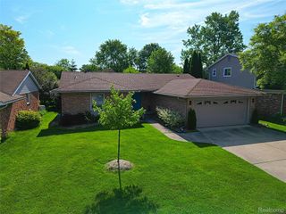 6198 Raintree Drive, Canton Charter Township, MI 48187