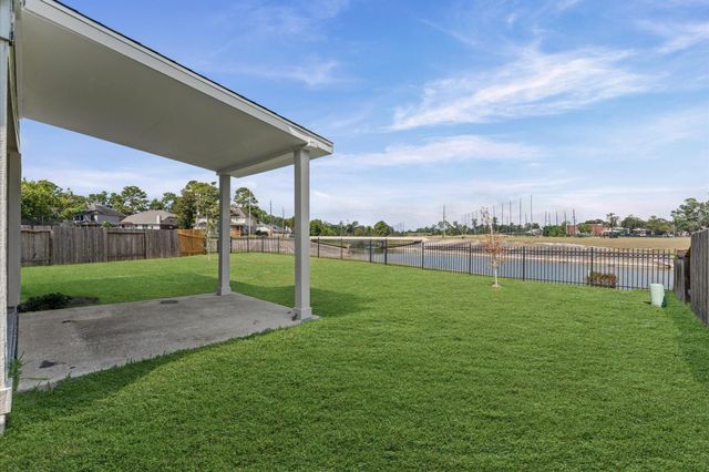 18714 Walden Glen Circle, Humble, TX 77346