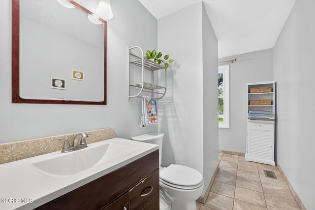 215 Mallard Road, Perrysburg, OH 43551