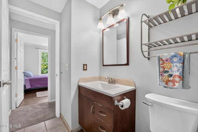 215 Mallard Road, Perrysburg, OH 43551