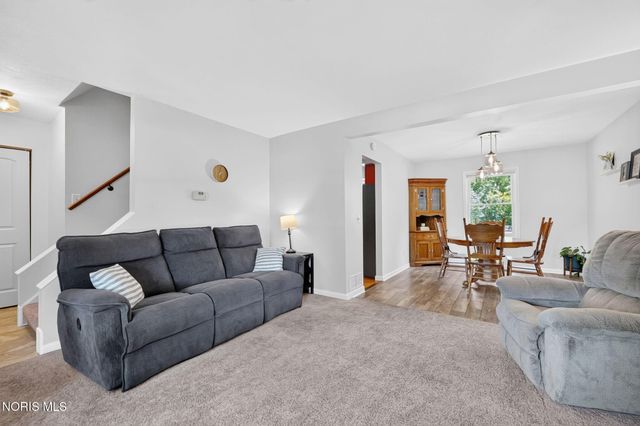 215 Mallard Road, Perrysburg, OH 43551