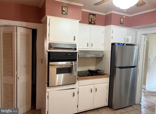 1138 CHIMES TER, Vineland, NJ 08360