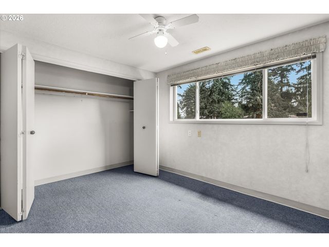 16544 Se VAN ZYL Dr, Damascus, OR 97089