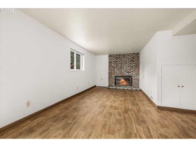 16544 Se VAN ZYL Dr, Damascus, OR 97089