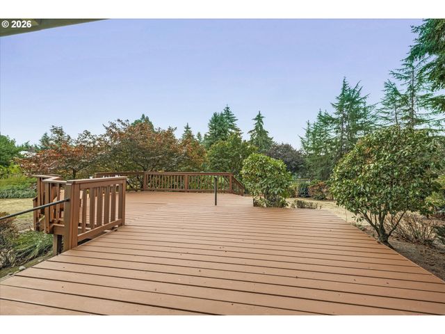 16544 Se VAN ZYL Dr, Damascus, OR 97089