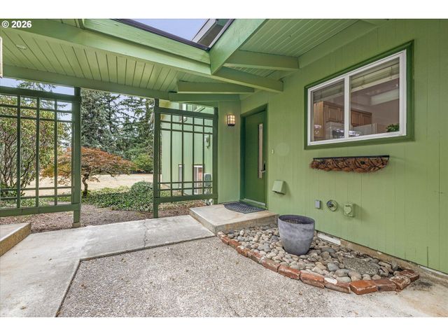 16544 Se VAN ZYL Dr, Damascus, OR 97089