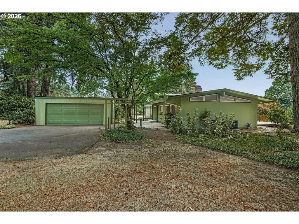 16544 Se VAN ZYL Dr, Damascus, OR 97089