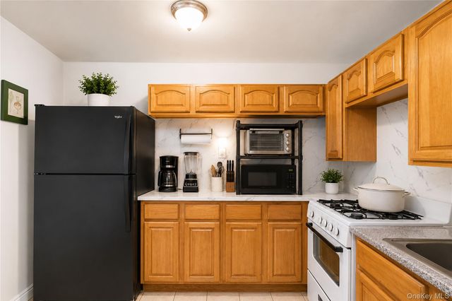 2854 Kingsbridge Terrace, Bronx, NY 10463