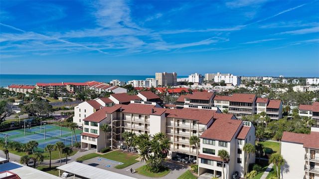 6265 MIDNIGHT PASS ROAD 306, Sarasota, FL 34242