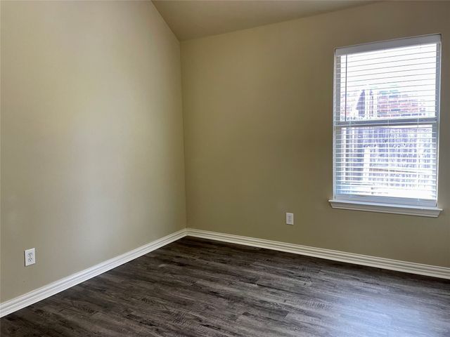 605 Knollwood Trail Court, Oak Point, TX 75068