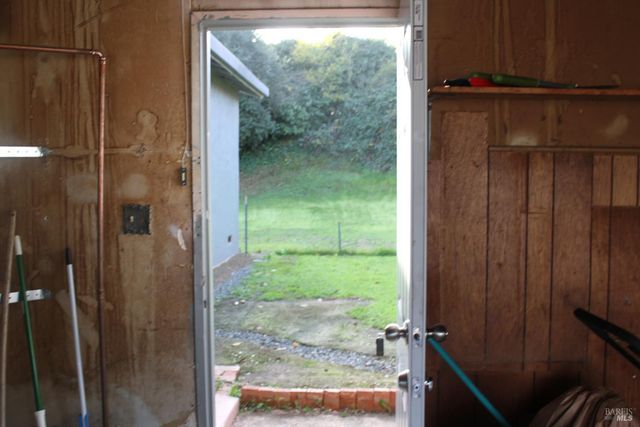 837 6th St, Vallejo, CA 94590