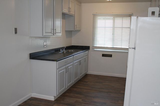 837 6th St, Vallejo, CA 94590