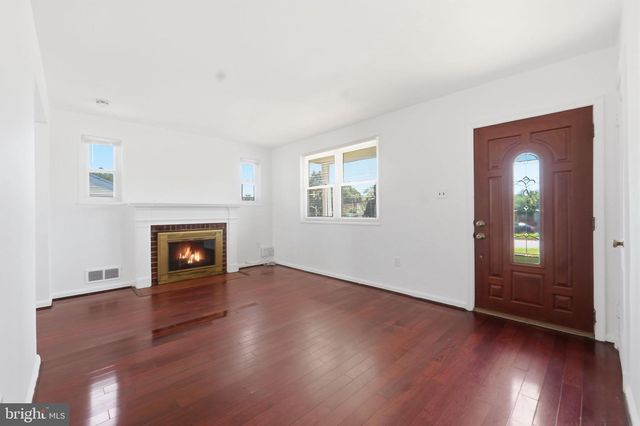 4003 RANDOLPH RD, Silver Spring, MD 20902