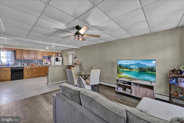 382 OHIO AVE, Shenandoah, PA 17976