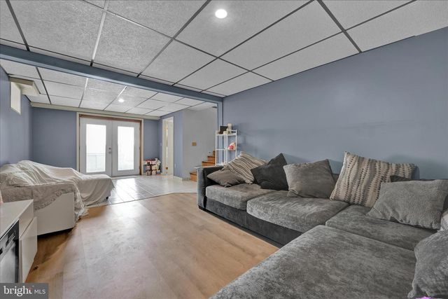 382 OHIO AVE, Shenandoah, PA 17976