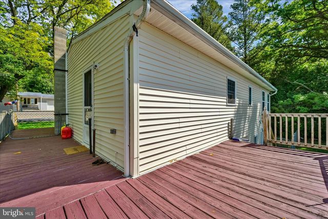 382 OHIO AVE, Shenandoah, PA 17976