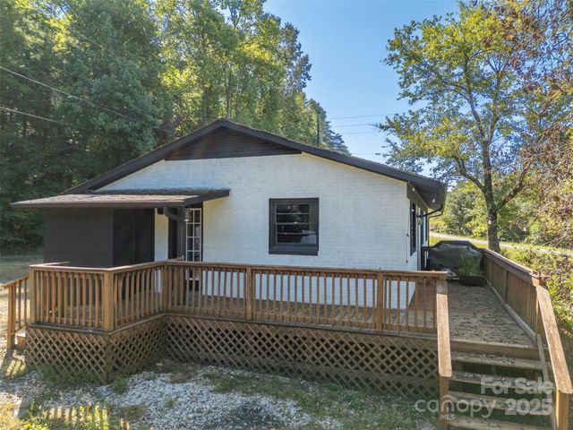 350 Oscar Justice Road, Rutherfordton, NC 28139