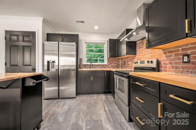 350 Oscar Justice Road, Rutherfordton, NC 28139