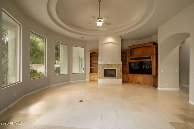 6243 E CAMELBACK Road, Scottsdale, AZ 85251