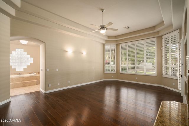 6243 E CAMELBACK Road, Scottsdale, AZ 85251