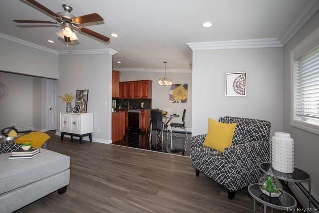 72 Mount Vernon Avenue A05, Patchogue, NY 11772