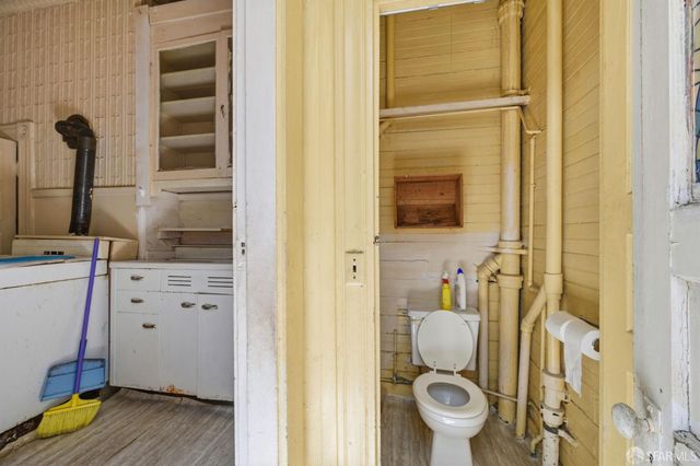 847 Greenwich Street, San Francisco, CA 94133