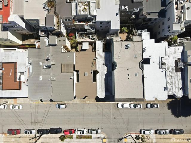 847 Greenwich Street, San Francisco, CA 94133