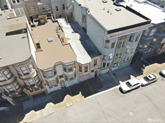 847 Greenwich Street, San Francisco, CA 94133