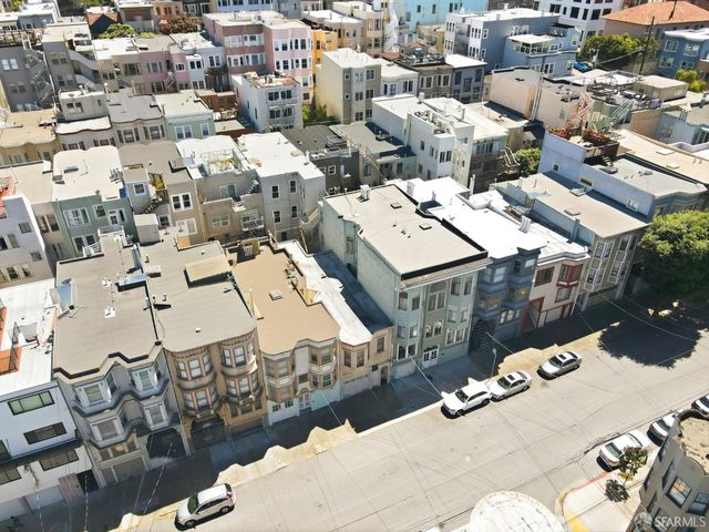 847 Greenwich Street, San Francisco, CA 94133