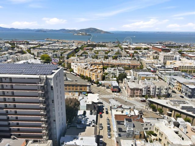 847 Greenwich Street, San Francisco, CA 94133