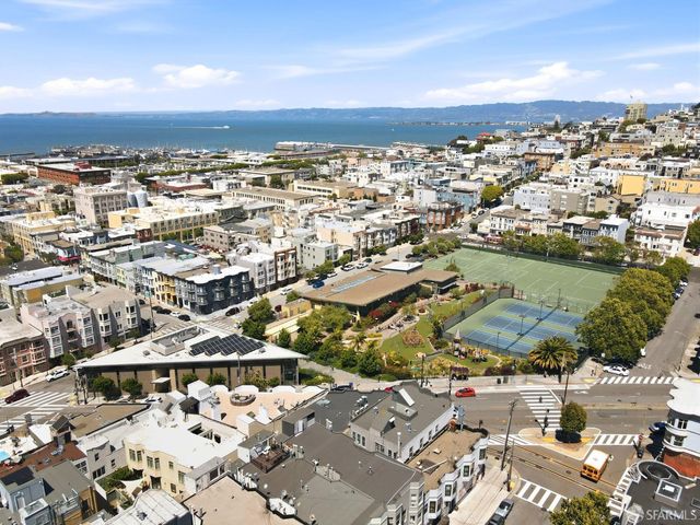 847 Greenwich Street, San Francisco, CA 94133