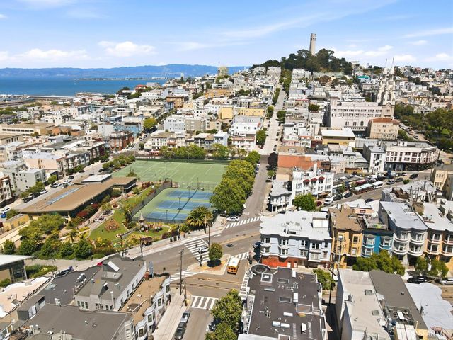 847 Greenwich Street, San Francisco, CA 94133