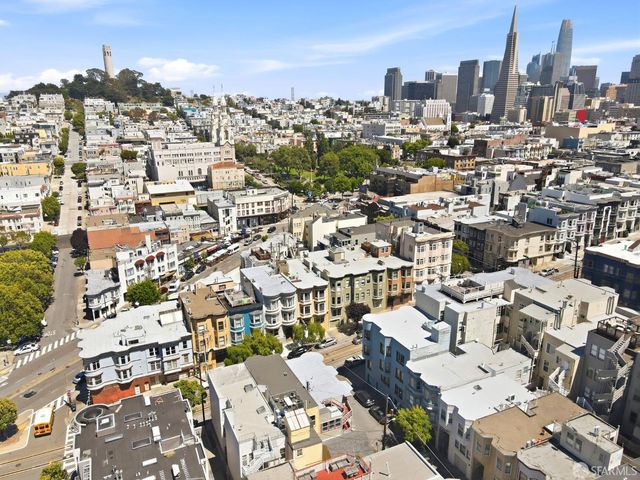 847 Greenwich Street, San Francisco, CA 94133