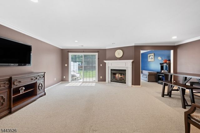 3 Sandpiper Dr, Sayreville Boro, NJ 08859
