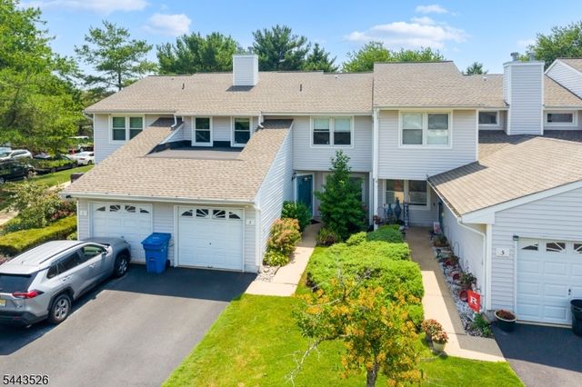 3 Sandpiper Dr, Sayreville Boro, NJ 08859