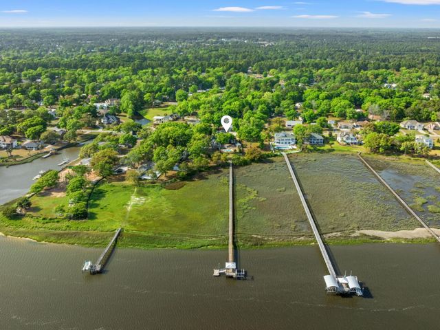 404 Shoreline Dr. E, Sunset Beach, NC 28468