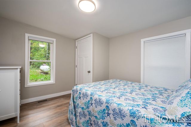 6048 Stewart Woods Drive, Baltimore Twp, MI 49046