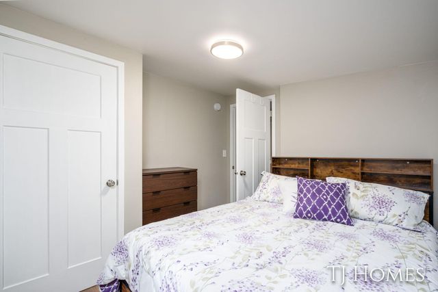 6048 Stewart Woods Drive, Baltimore Twp, MI 49046