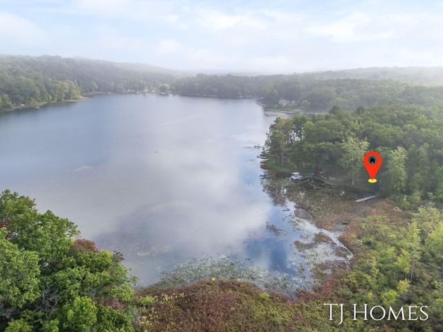 6048 Stewart Woods Drive, Baltimore Twp, MI 49046