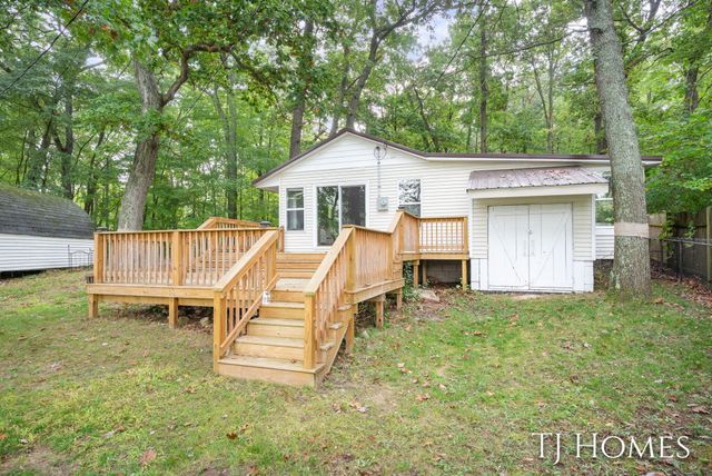 6048 Stewart Woods Drive, Baltimore Twp, MI 49046