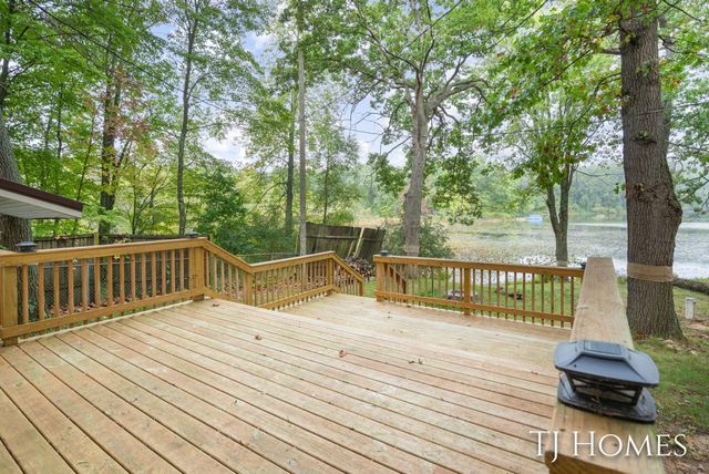 6048 Stewart Woods Drive, Baltimore Twp, MI 49046