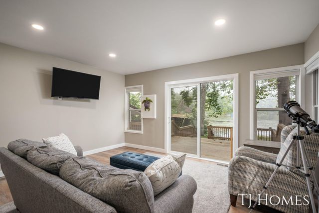 6048 Stewart Woods Drive, Baltimore Twp, MI 49046