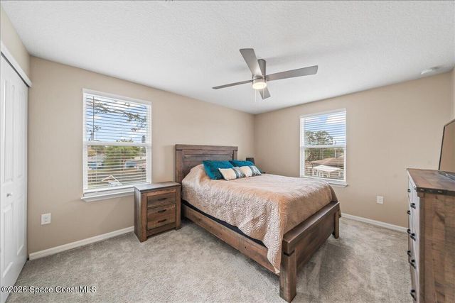 800 Lyons Circle NW, Palm Bay, FL 32907