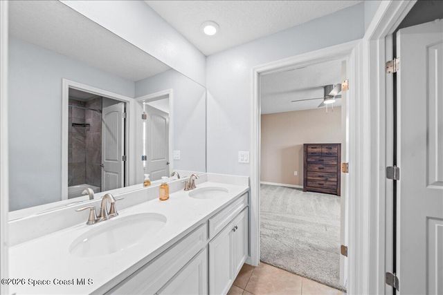 800 Lyons Circle NW, Palm Bay, FL 32907