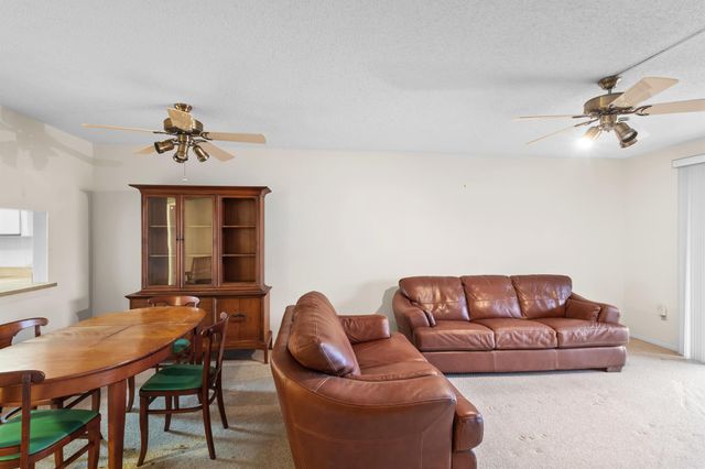 150 Lake Nancy Lane 223, West Palm Beach, FL 33411