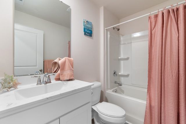 200 Seasons Trace Loop, Longs, SC 29568