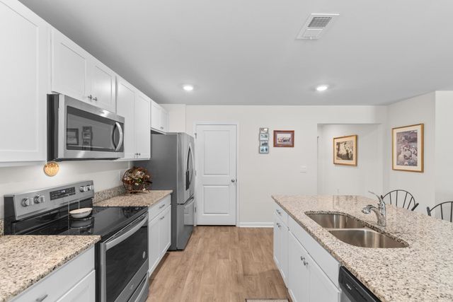 200 Seasons Trace Loop, Longs, SC 29568