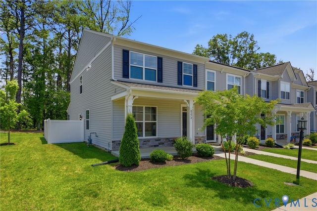 8272 Scott Commons Dr, Henrico, VA 23227