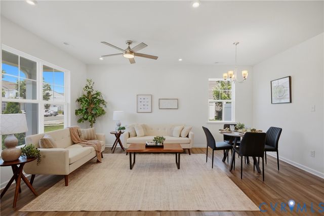 8272 Scott Commons Dr, Henrico, VA 23227