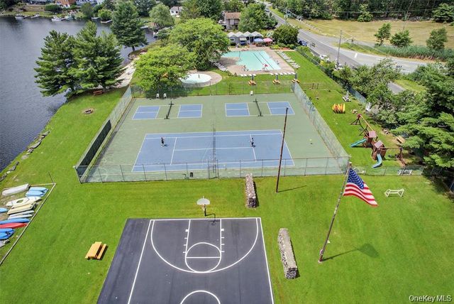2 The Curve Road, Rock Hill, NY 12775